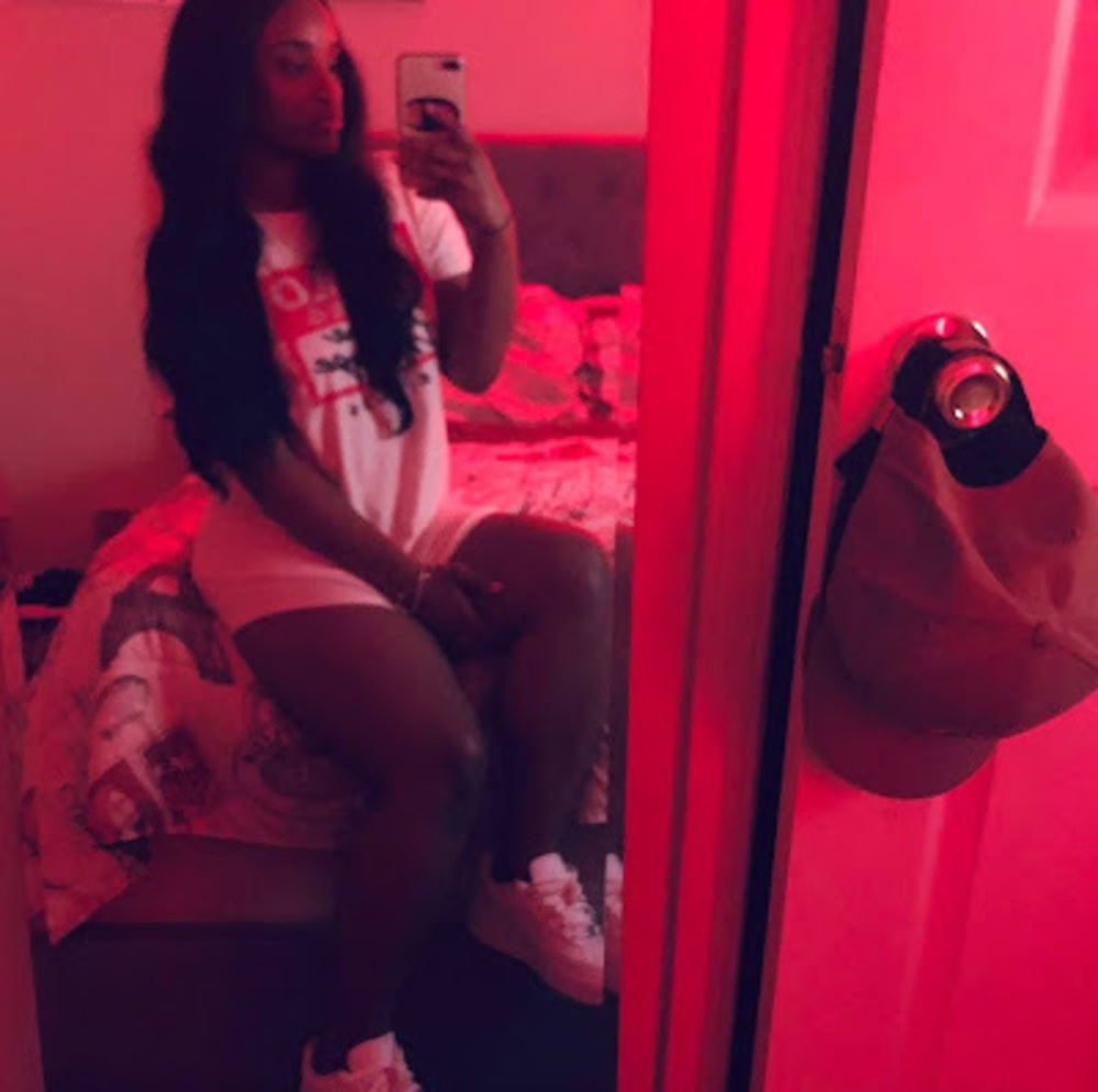 Meet your Posher, Anadyah